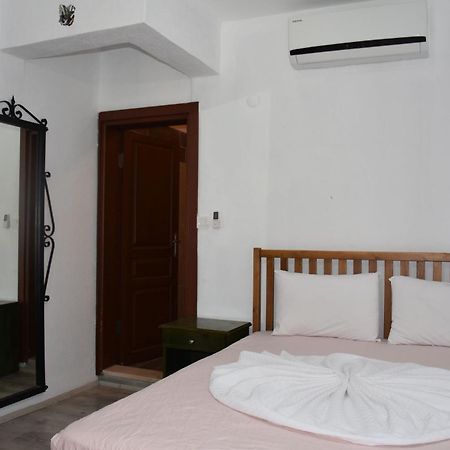 Casa Roja Apartment Cedit ห้อง รูปภาพ